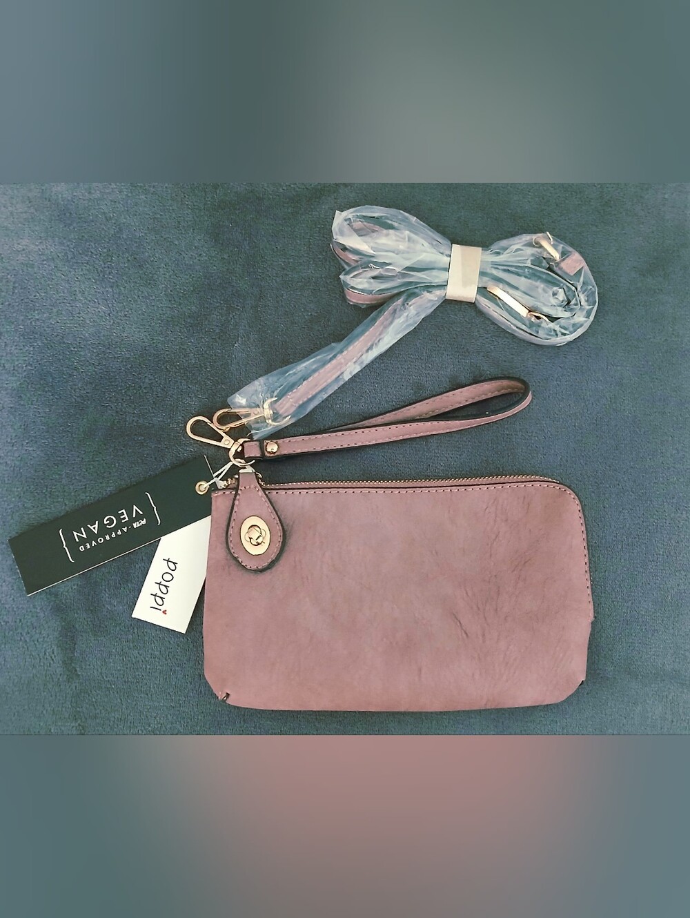Poppi Zippered Crossbody Wristlet